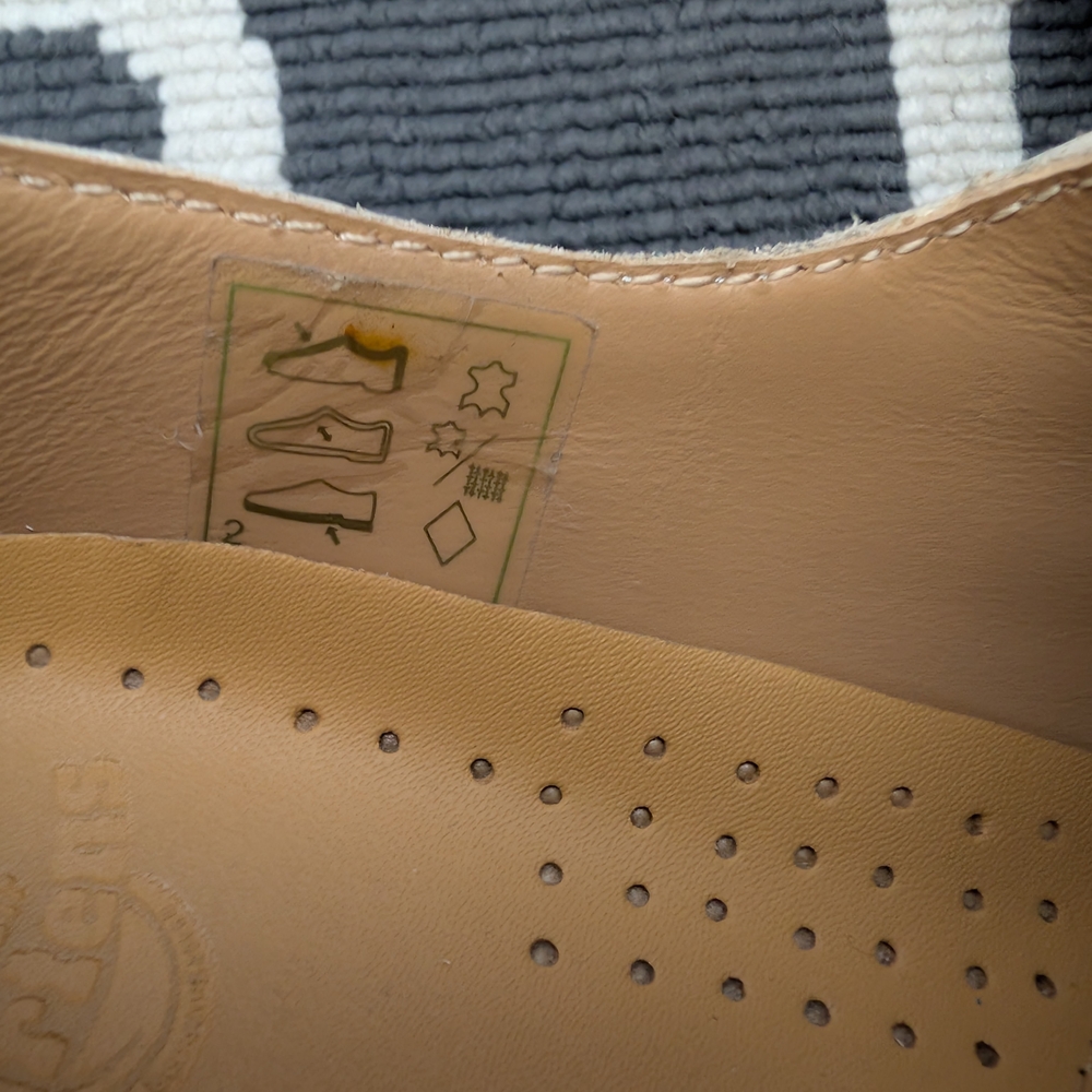 Dr. Martens Mary Jane Virginia Leather Shoes - Cream - Picture 8 of 9